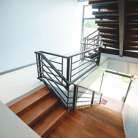Phuengluang Riverside Hotel Chanthaburi Ngoại thất bức ảnh