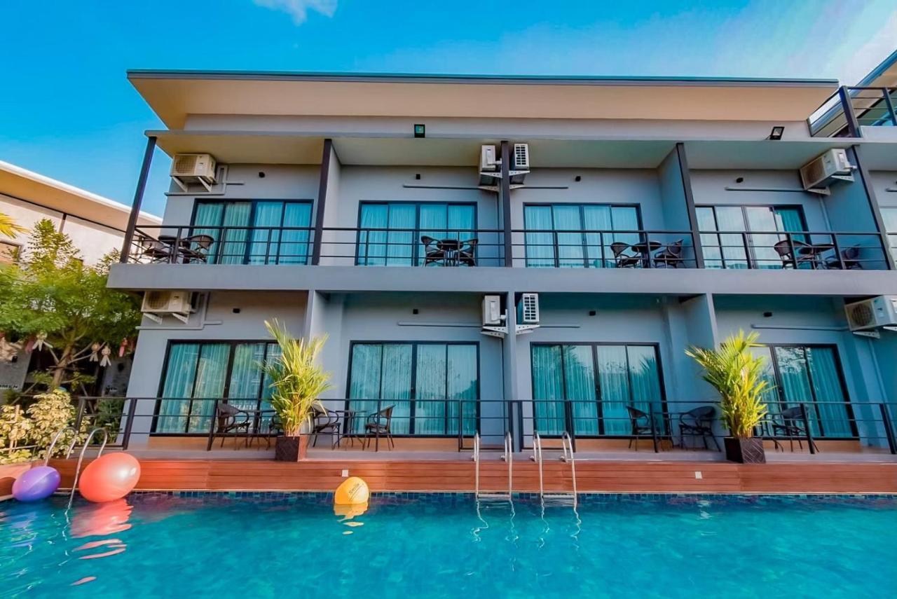 Phuengluang Riverside Hotel Chanthaburi Ngoại thất bức ảnh