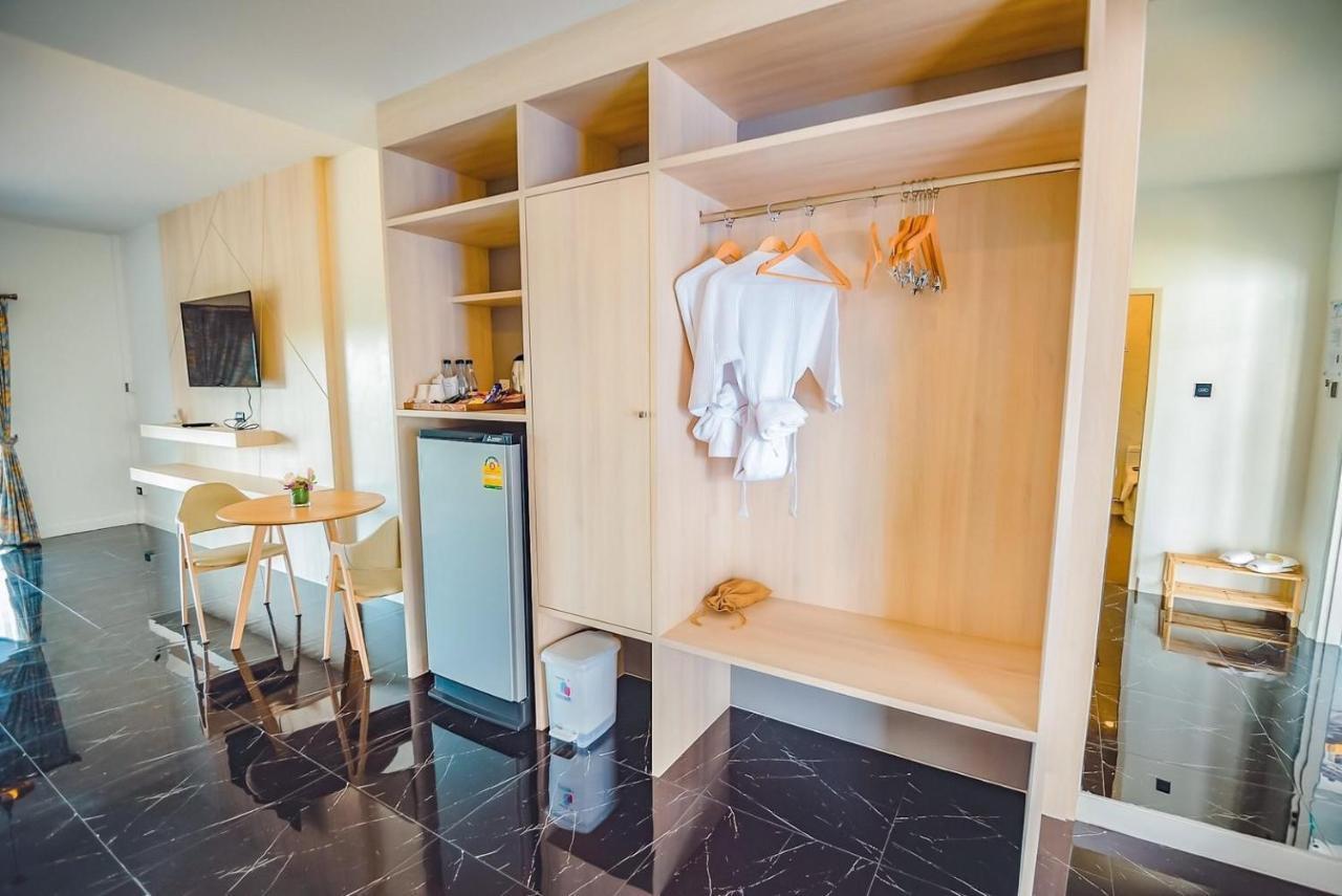 Phuengluang Riverside Hotel Chanthaburi Ngoại thất bức ảnh