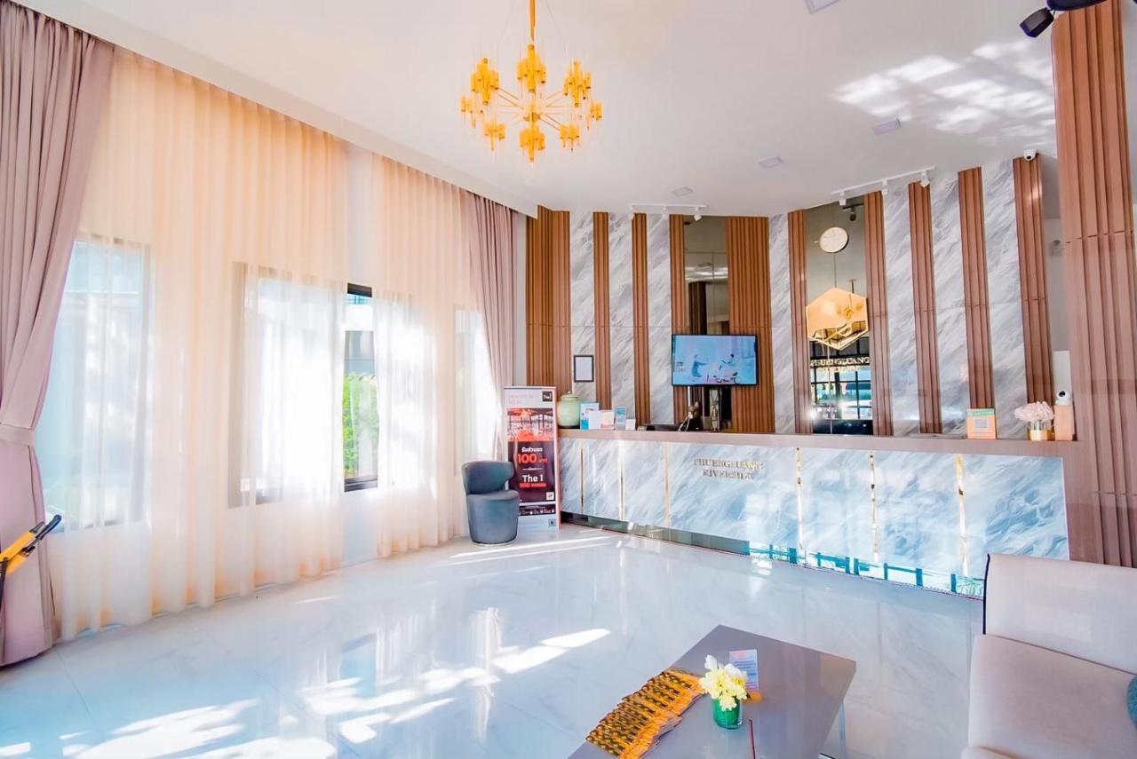 Phuengluang Riverside Hotel Chanthaburi Ngoại thất bức ảnh